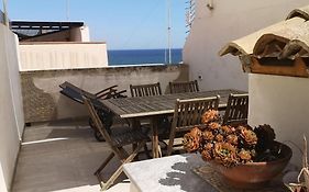 Sea-View Terrace & Bikes Moon Ortigia Holiday Home